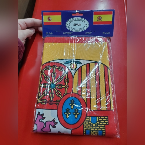 Spain Flag 🇪🇸 - Brand new never used in package 3'x5' - Picture 2 of 2